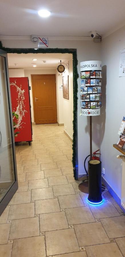 Amber Hostel Krakow Exterior photo